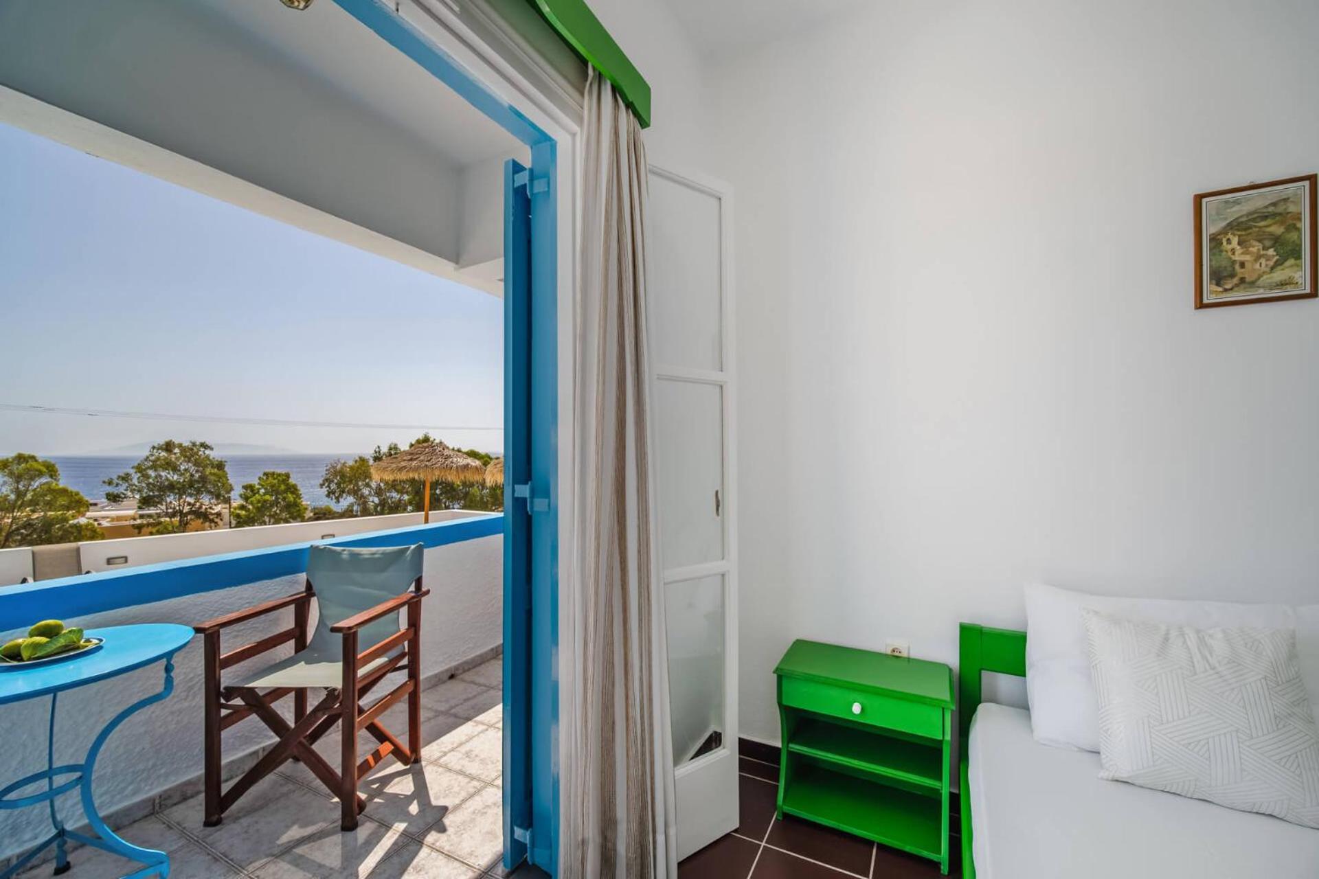 Ancient Thera Apartments Kamári Екстериор снимка